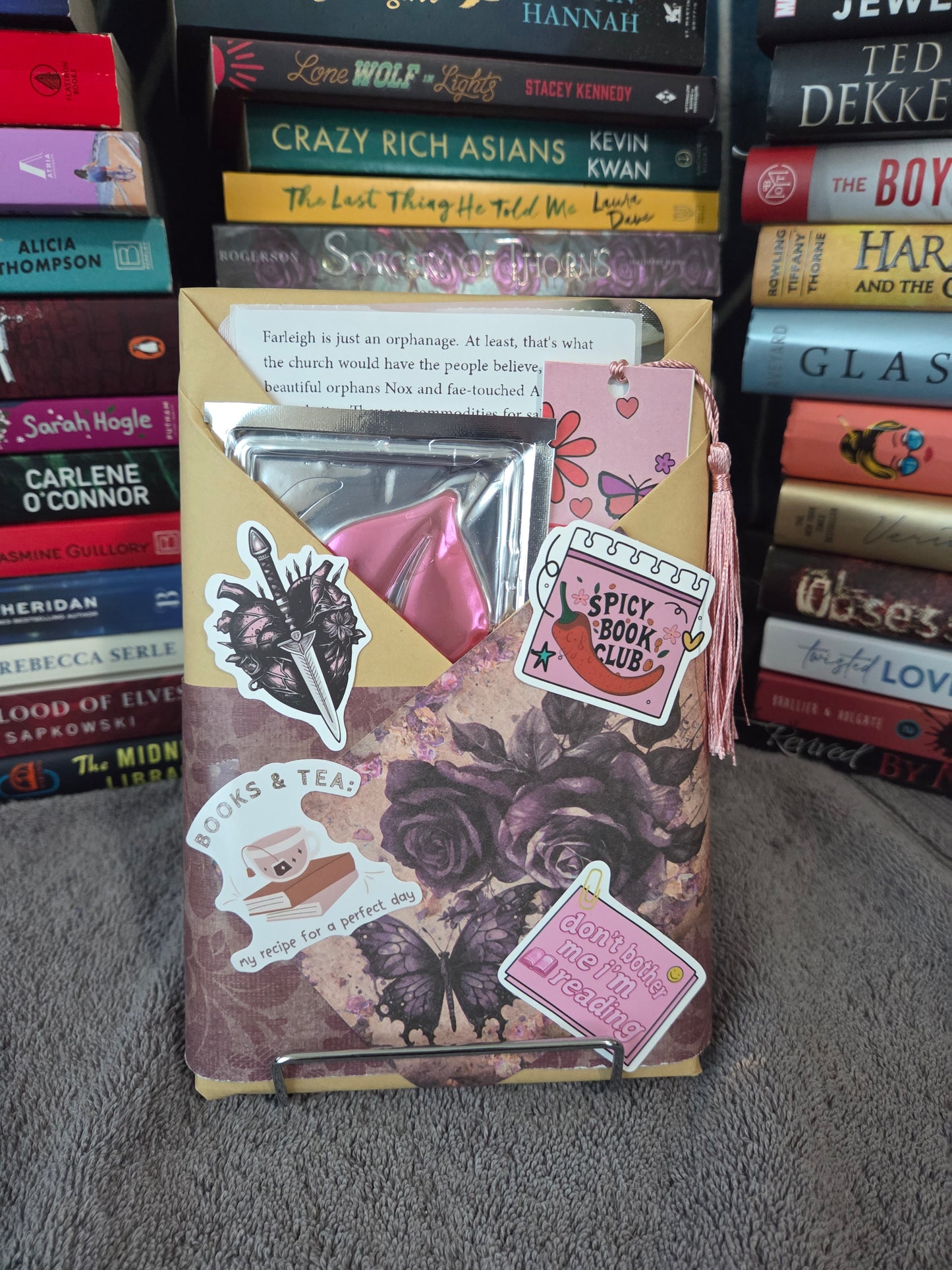 Blind Date with a Book Softcover