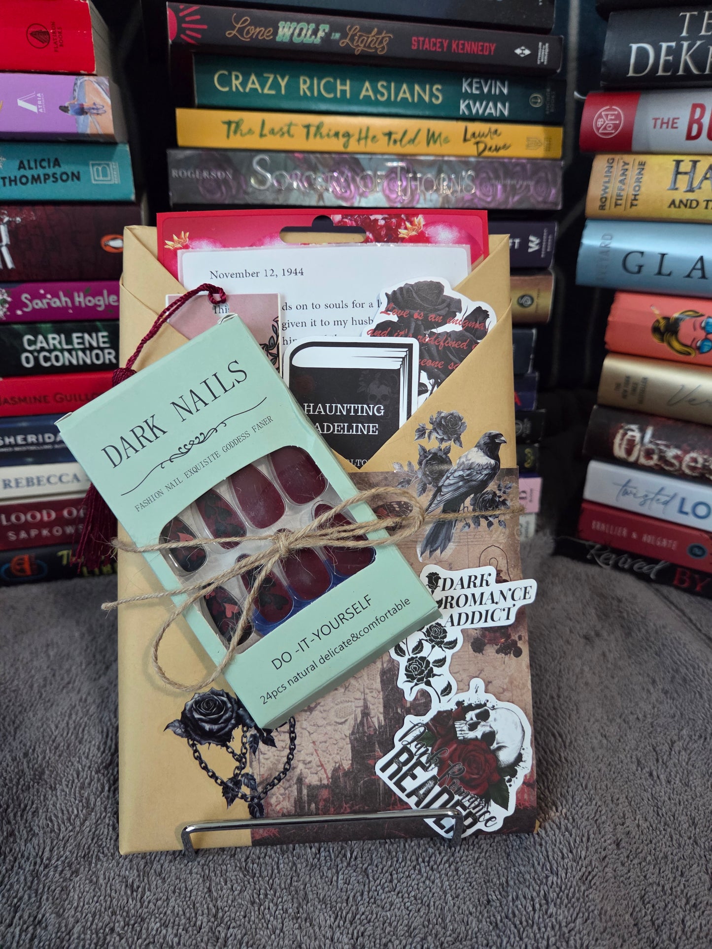 Blind Date with a Book Softcover